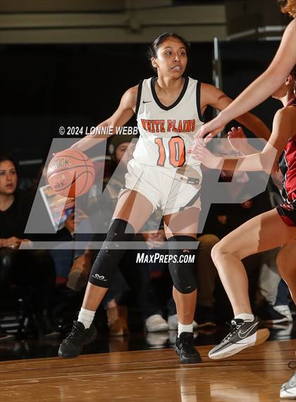 Thumbnail 2 in Rye vs White Plains (Slam Dunk Showcase) photogallery.