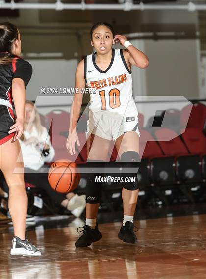 Thumbnail 3 in Rye vs White Plains (Slam Dunk Showcase) photogallery.