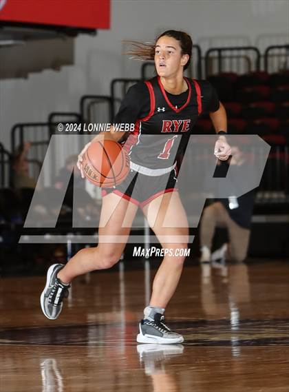 Thumbnail 3 in Rye vs White Plains (Slam Dunk Showcase) photogallery.