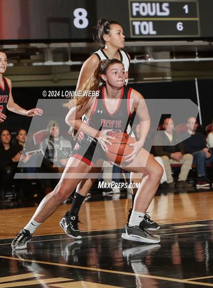 Thumbnail 2 in Rye vs White Plains (Slam Dunk Showcase) photogallery.