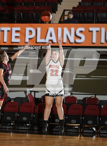 Thumbnail 3 in Rye vs White Plains (Slam Dunk Showcase) photogallery.