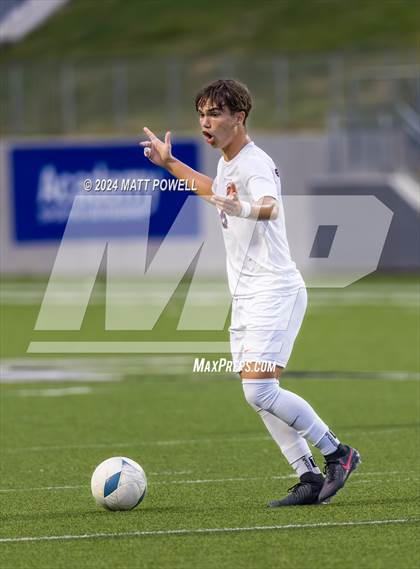 Thumbnail 2 in Seven Lakes vs. Jordan photogallery.