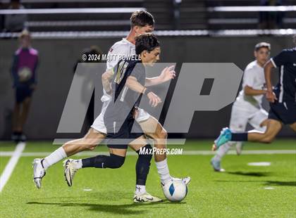 Thumbnail 2 in Seven Lakes vs. Jordan photogallery.
