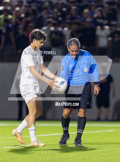 Thumbnail 2 in Seven Lakes vs. Jordan photogallery.