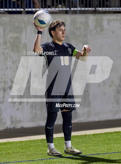 Thumbnail 2 in Seven Lakes vs. Jordan photogallery.