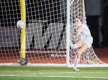 Thumbnail 3 in Petaluma vs. Castro Valley (CIF NCS Division 3 Semifinals) photogallery.