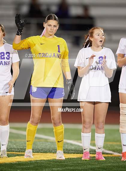 Thumbnail 1 in Petaluma vs. Castro Valley (CIF NCS Division 3 Semifinals) photogallery.