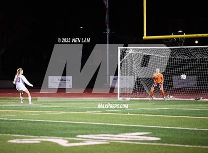Thumbnail 2 in Petaluma vs. Castro Valley (CIF NCS Division 3 Semifinals) photogallery.