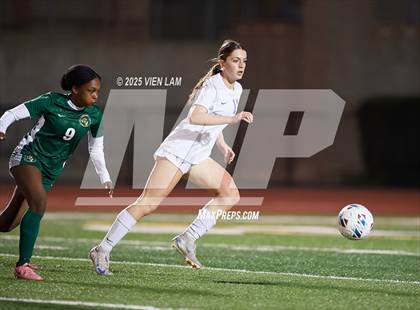 Thumbnail 2 in Petaluma vs. Castro Valley (CIF NCS Division 3 Semifinals) photogallery.