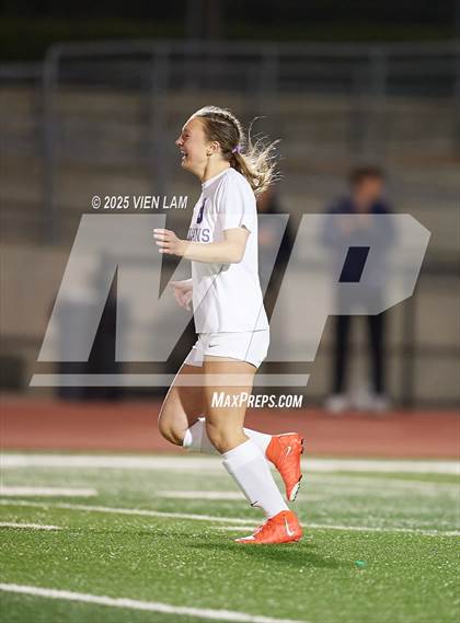 Thumbnail 3 in Petaluma vs. Castro Valley (CIF NCS Division 3 Semifinals) photogallery.