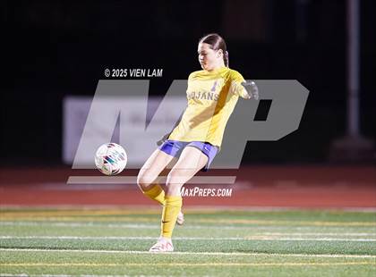 Thumbnail 3 in Petaluma vs. Castro Valley (CIF NCS Division 3 Semifinals) photogallery.
