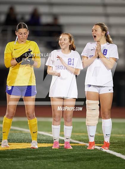 Thumbnail 1 in Petaluma vs. Castro Valley (CIF NCS Division 3 Semifinals) photogallery.