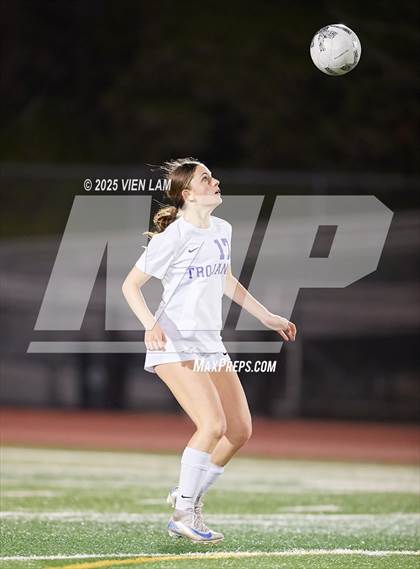 Thumbnail 2 in Petaluma vs. Castro Valley (CIF NCS Division 3 Semifinals) photogallery.