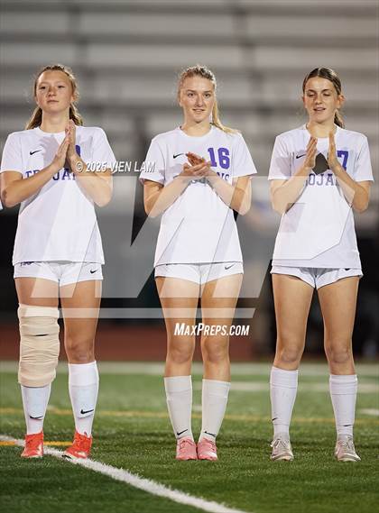 Thumbnail 2 in Petaluma vs. Castro Valley (CIF NCS Division 3 Semifinals) photogallery.