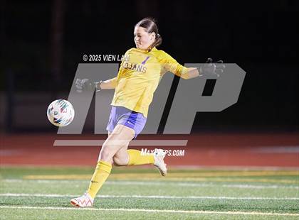 Thumbnail 3 in Petaluma vs. Castro Valley (CIF NCS Division 3 Semifinals) photogallery.