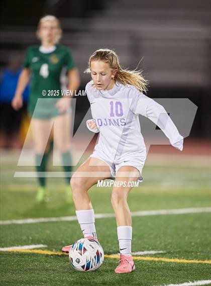 Thumbnail 2 in Petaluma vs. Castro Valley (CIF NCS Division 3 Semifinals) photogallery.