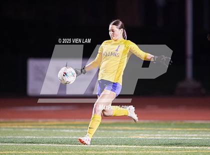 Thumbnail 2 in Petaluma vs. Castro Valley (CIF NCS Division 3 Semifinals) photogallery.