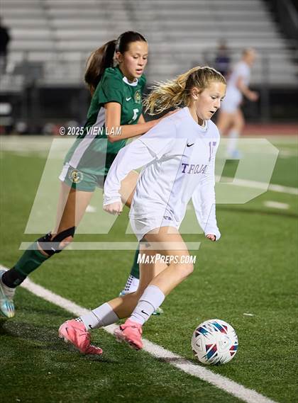 Thumbnail 2 in Petaluma vs. Castro Valley (CIF NCS Division 3 Semifinals) photogallery.