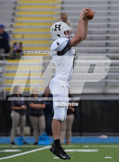 Thumbnail 2 in McDowell vs Hollidaysburg photogallery.