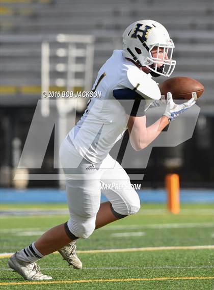 Thumbnail 3 in McDowell vs Hollidaysburg photogallery.