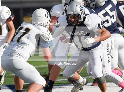 Thumbnail 2 in McDowell vs Hollidaysburg photogallery.