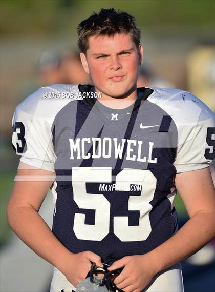 Thumbnail 3 in McDowell vs Hollidaysburg photogallery.