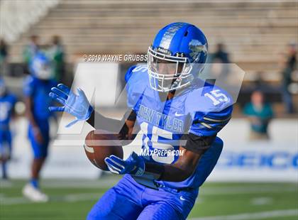 Thumbnail 3 in Longview @ John Tyler photogallery.