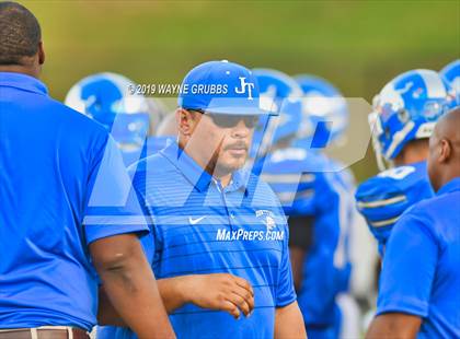 Thumbnail 1 in Longview @ John Tyler photogallery.