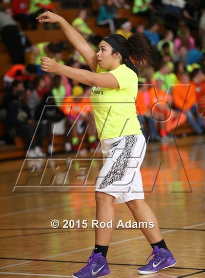 Thumbnail 2 in Pius X @ Lincoln Northeast photogallery.