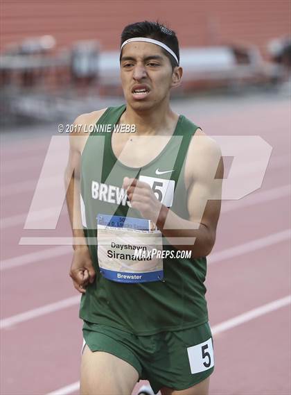 Thumbnail 1 in 50th Annual Loucks Games (Men's Section 1 Mile) photogallery.