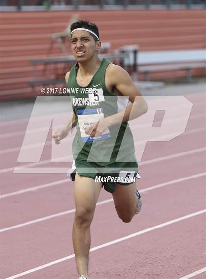 Thumbnail 2 in 50th Annual Loucks Games (Men's Section 1 Mile) photogallery.