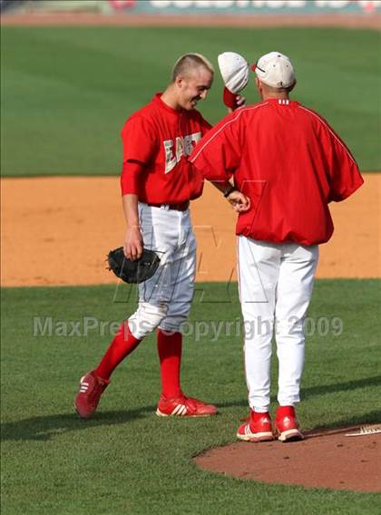 Thumbnail 1 in Owensboro vs Bullitt East (Ky. State Semifinals) photogallery.