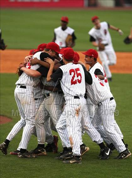 Thumbnail 1 in Owensboro vs Bullitt East (Ky. State Semifinals) photogallery.