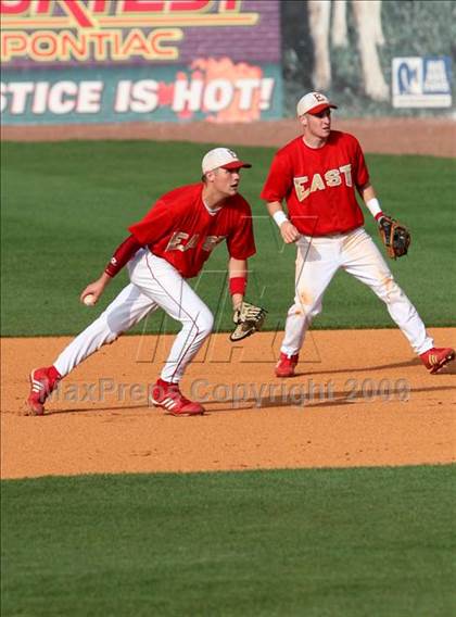 Thumbnail 3 in Owensboro vs Bullitt East (Ky. State Semifinals) photogallery.
