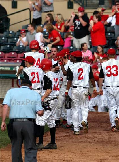 Thumbnail 3 in Owensboro vs Bullitt East (Ky. State Semifinals) photogallery.