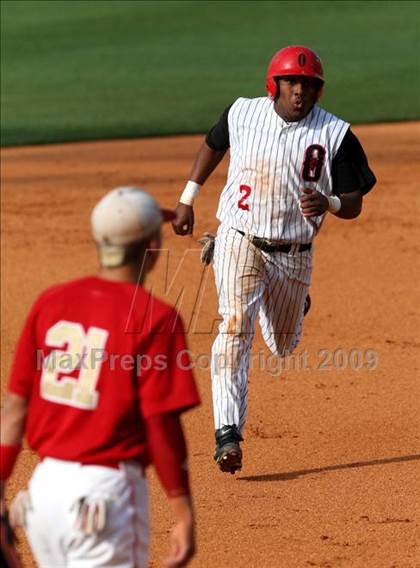 Thumbnail 2 in Owensboro vs Bullitt East (Ky. State Semifinals) photogallery.