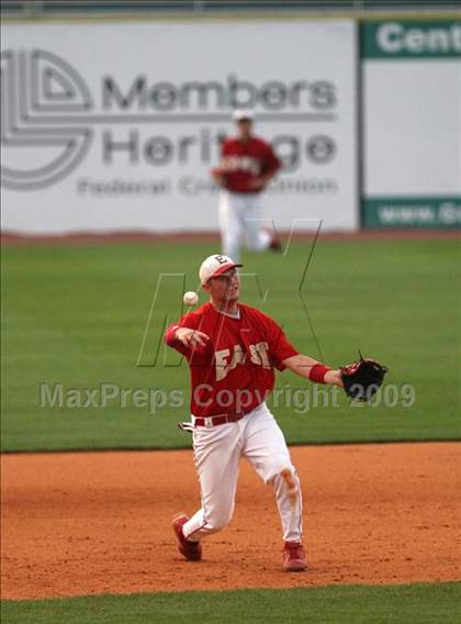 Thumbnail 2 in Owensboro vs Bullitt East (Ky. State Semifinals) photogallery.