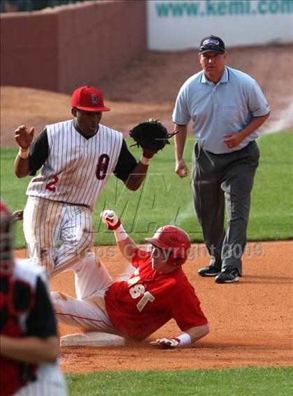 Thumbnail 1 in Owensboro vs Bullitt East (Ky. State Semifinals) photogallery.