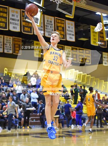 Thumbnail 3 in Santa Margarita vs. Rancho Christian photogallery.