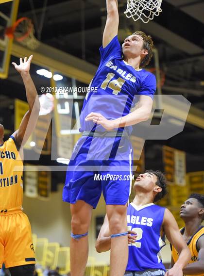 Thumbnail 3 in Santa Margarita vs. Rancho Christian photogallery.
