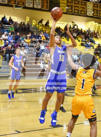 Thumbnail 2 in Santa Margarita vs. Rancho Christian photogallery.