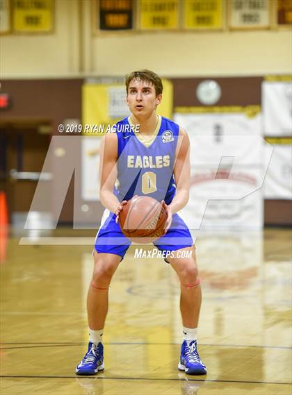 Thumbnail 2 in Santa Margarita vs. Rancho Christian photogallery.