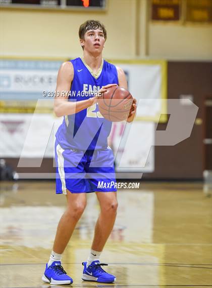 Thumbnail 2 in Santa Margarita vs. Rancho Christian photogallery.