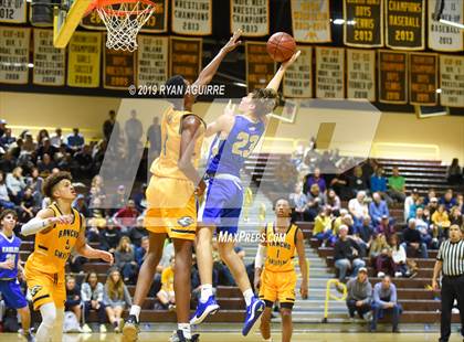 Thumbnail 2 in Santa Margarita vs. Rancho Christian photogallery.