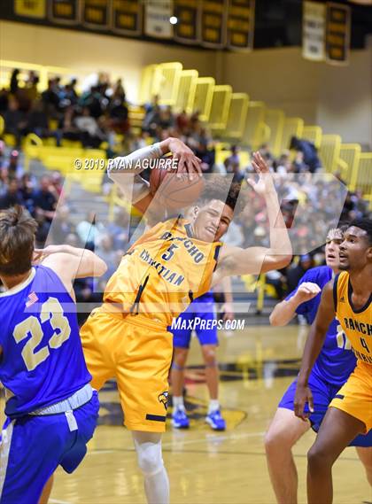 Thumbnail 2 in Santa Margarita vs. Rancho Christian photogallery.