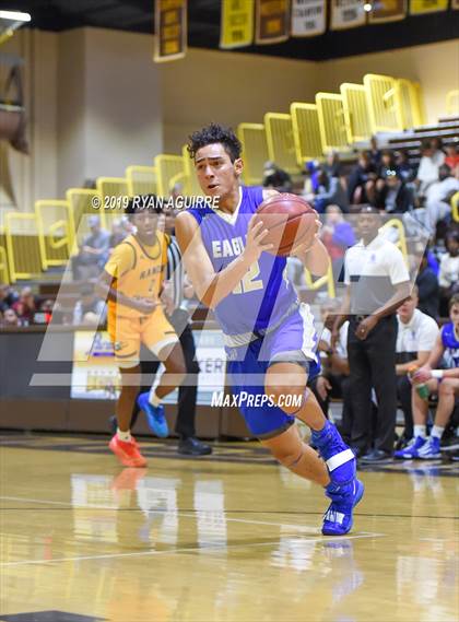 Thumbnail 1 in Santa Margarita vs. Rancho Christian photogallery.
