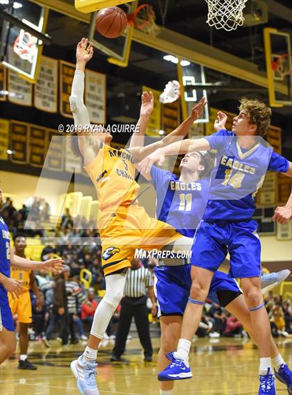 Thumbnail 3 in Santa Margarita vs. Rancho Christian photogallery.