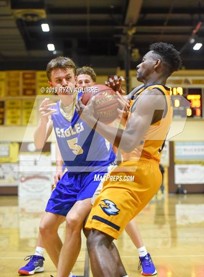 Thumbnail 1 in Santa Margarita vs. Rancho Christian photogallery.