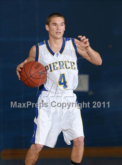 Thumbnail 2 in Biggs vs. Pierce (Pierce Tournament) photogallery.