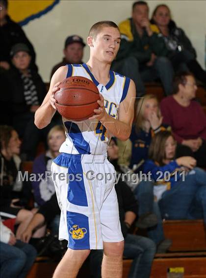 Thumbnail 2 in Biggs vs. Pierce (Pierce Tournament) photogallery.